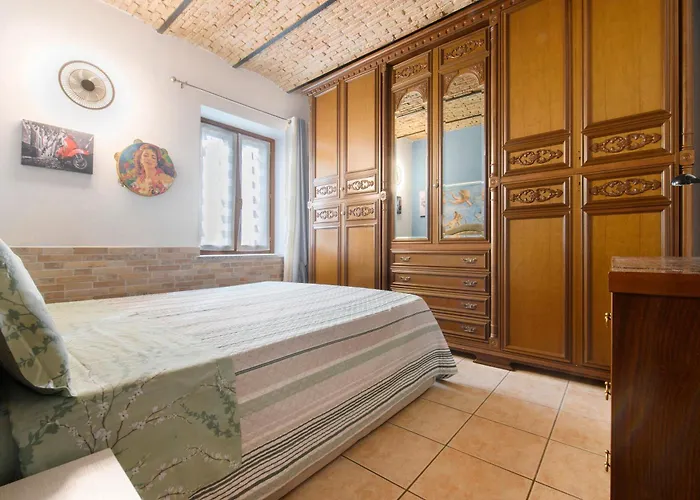 La Casa Del Barba * Monguzzo